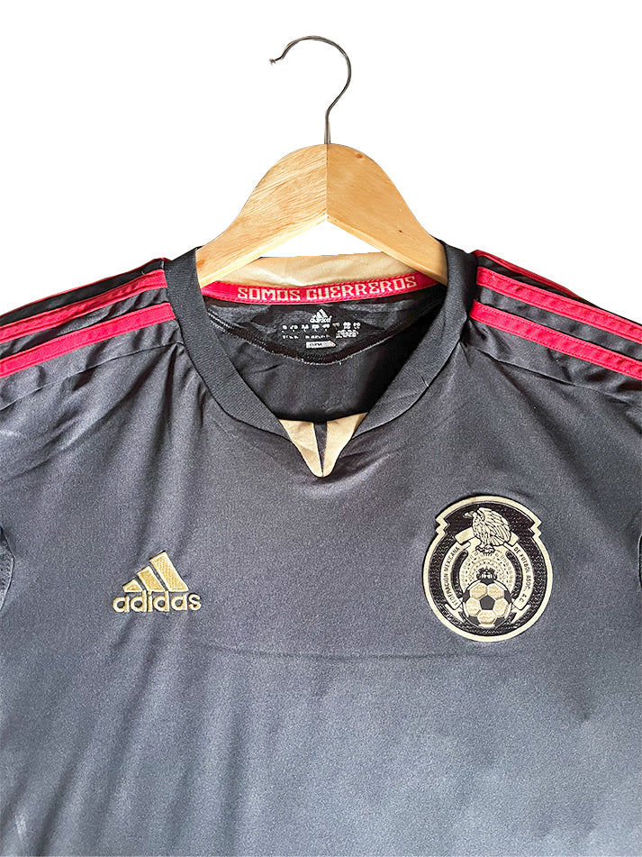 Mexico 2011 Away