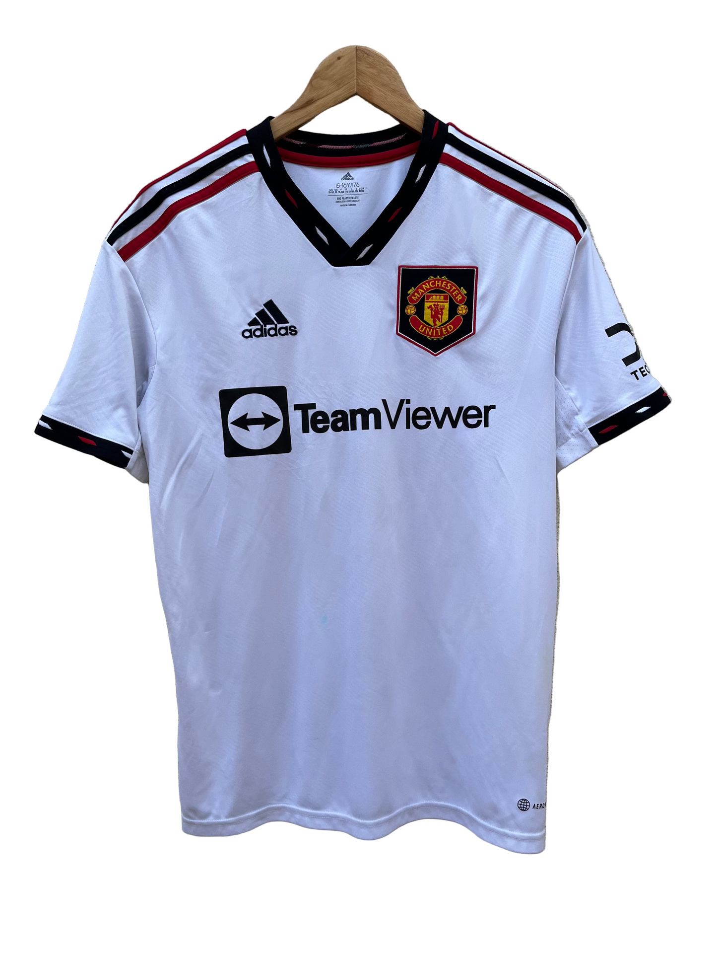 Manchester United 2022-23 Away shirt