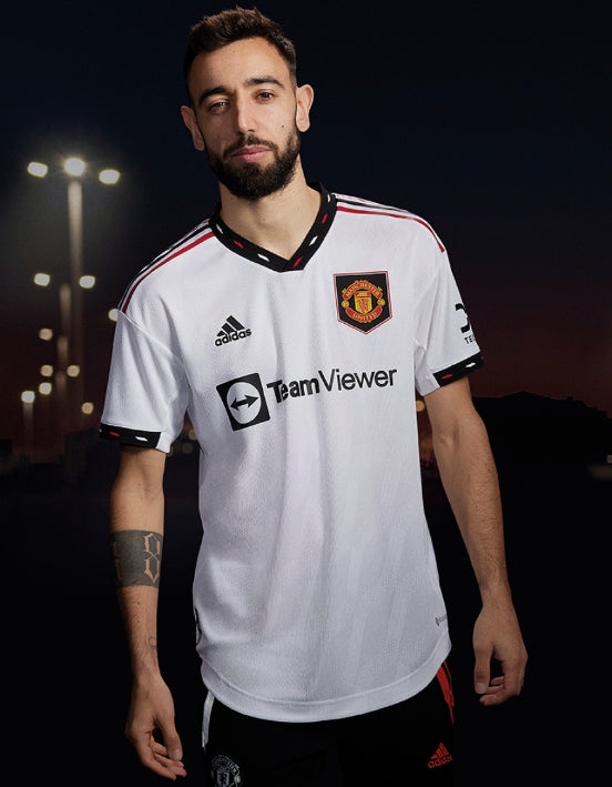Manchester United 2022-23 Away shirt