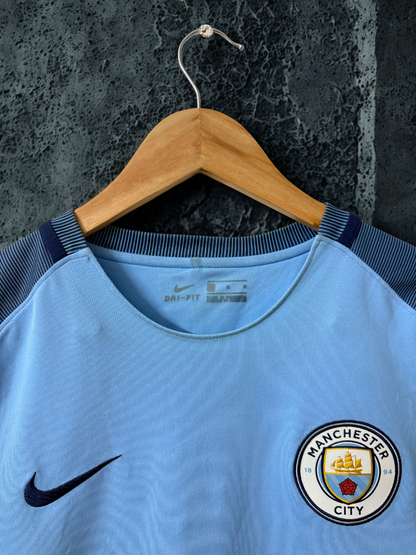 Manchester United 2016-17 Home