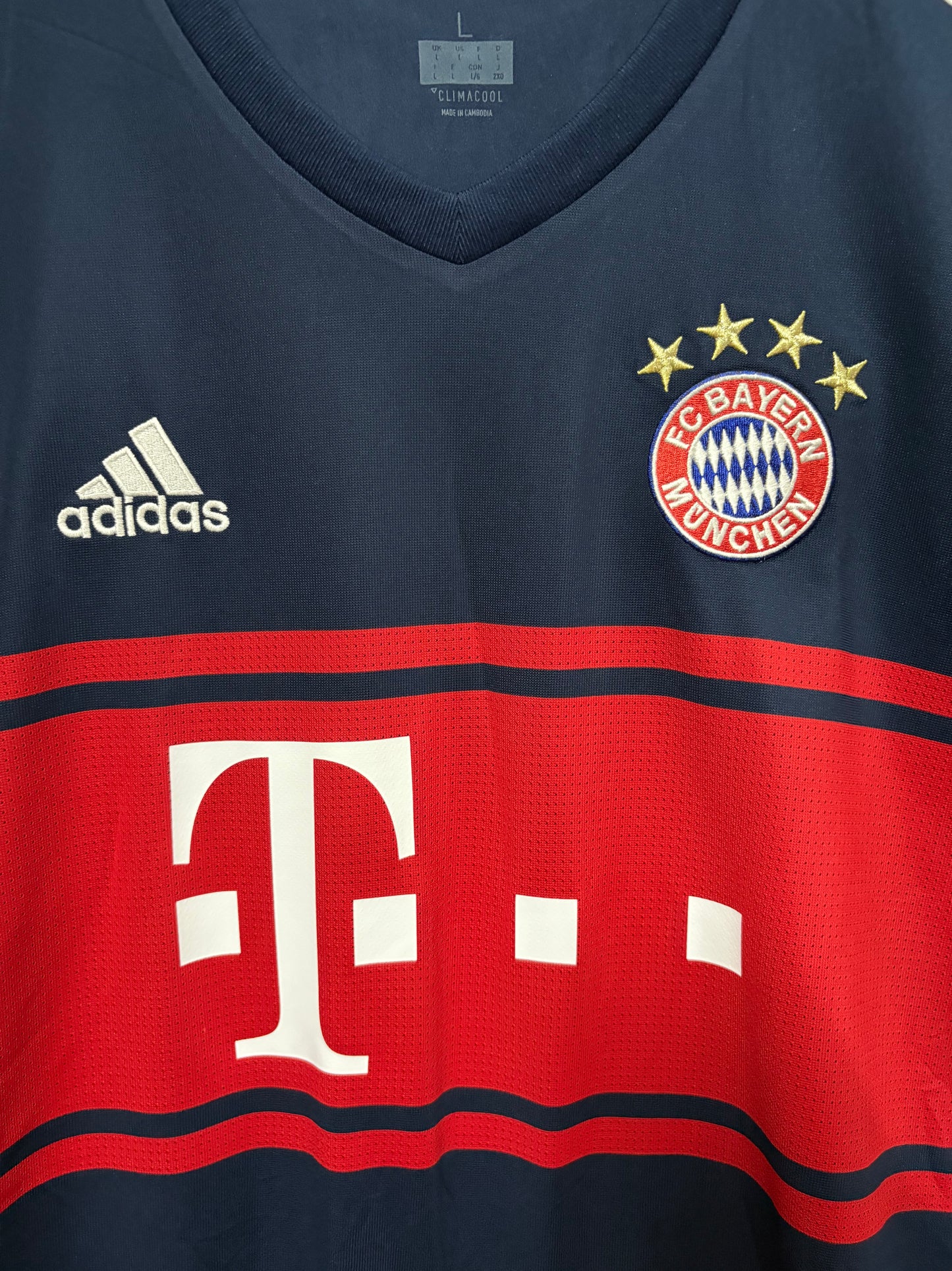 Bayern Munich 2017-18 Away