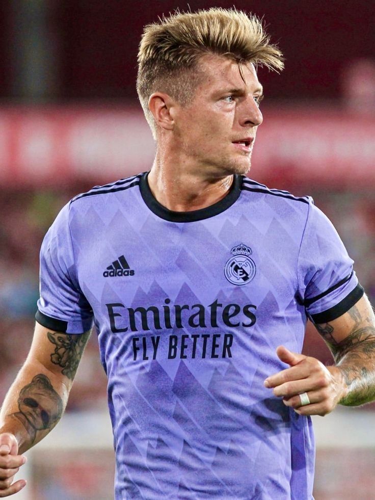 Real Madrid 22-23 Away Kit