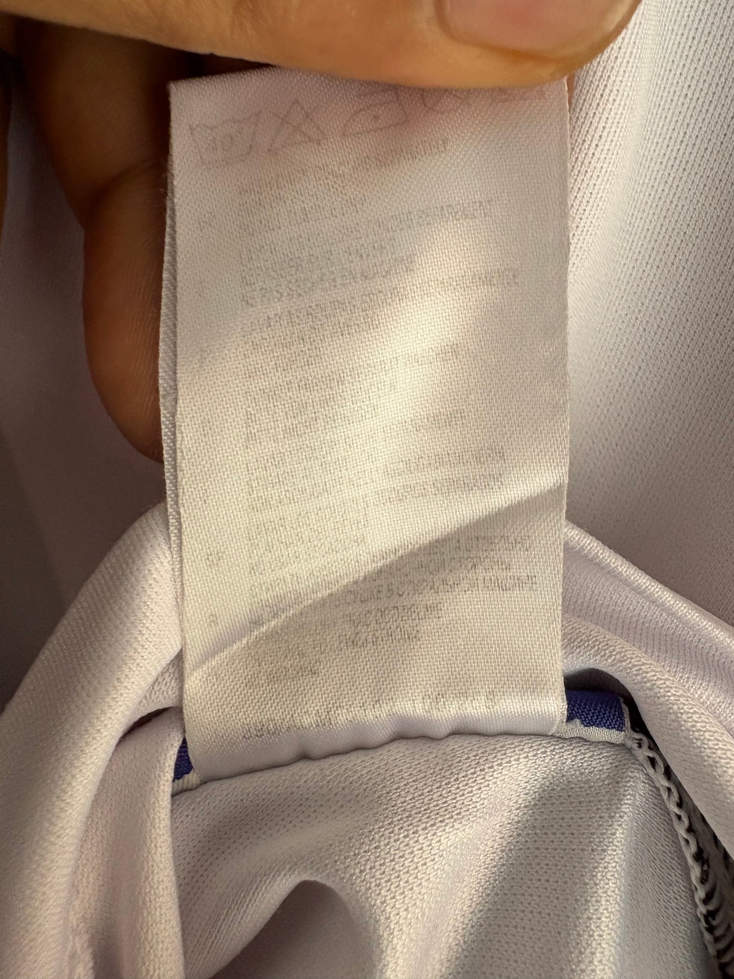 Liverpool 2005-06 Away