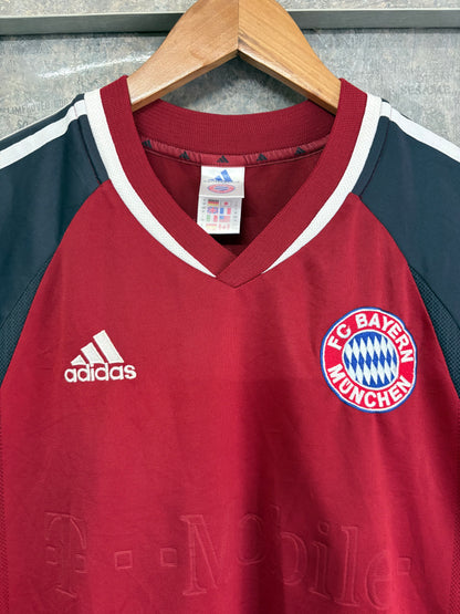 Bayern Munich 2001-02 Home