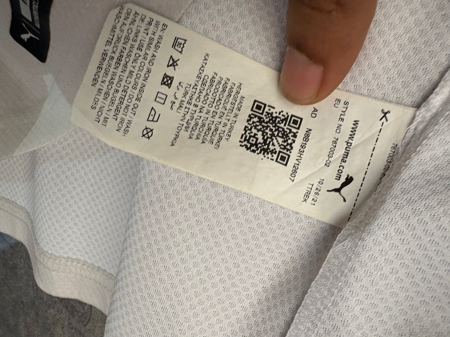 Puma Fenerbahçe 2021-22 away