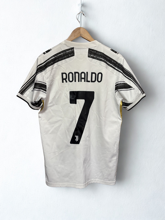 Ronaldo x Juventus 2020-21 Home