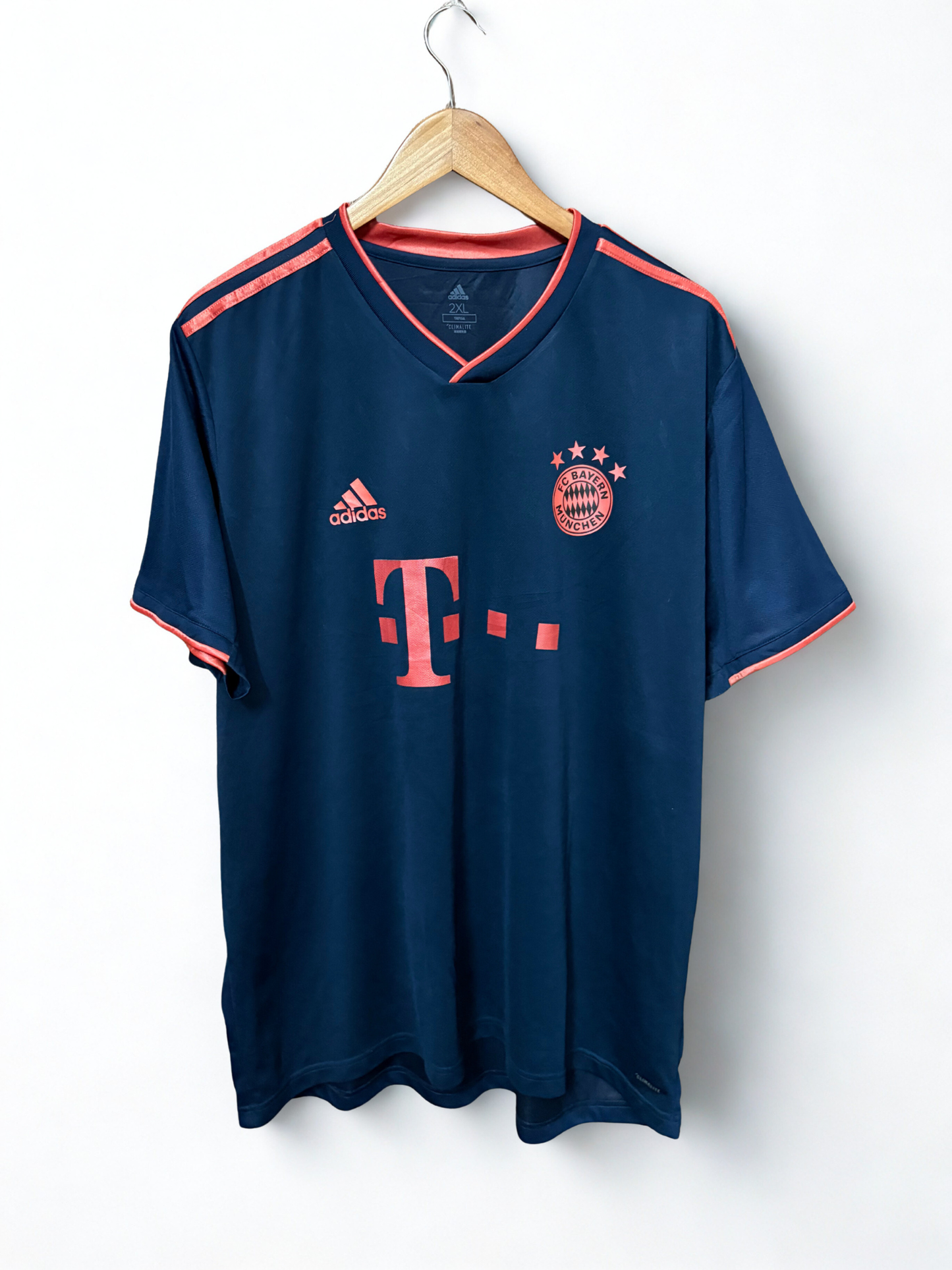 Bayern Munich 2019-20 third kit