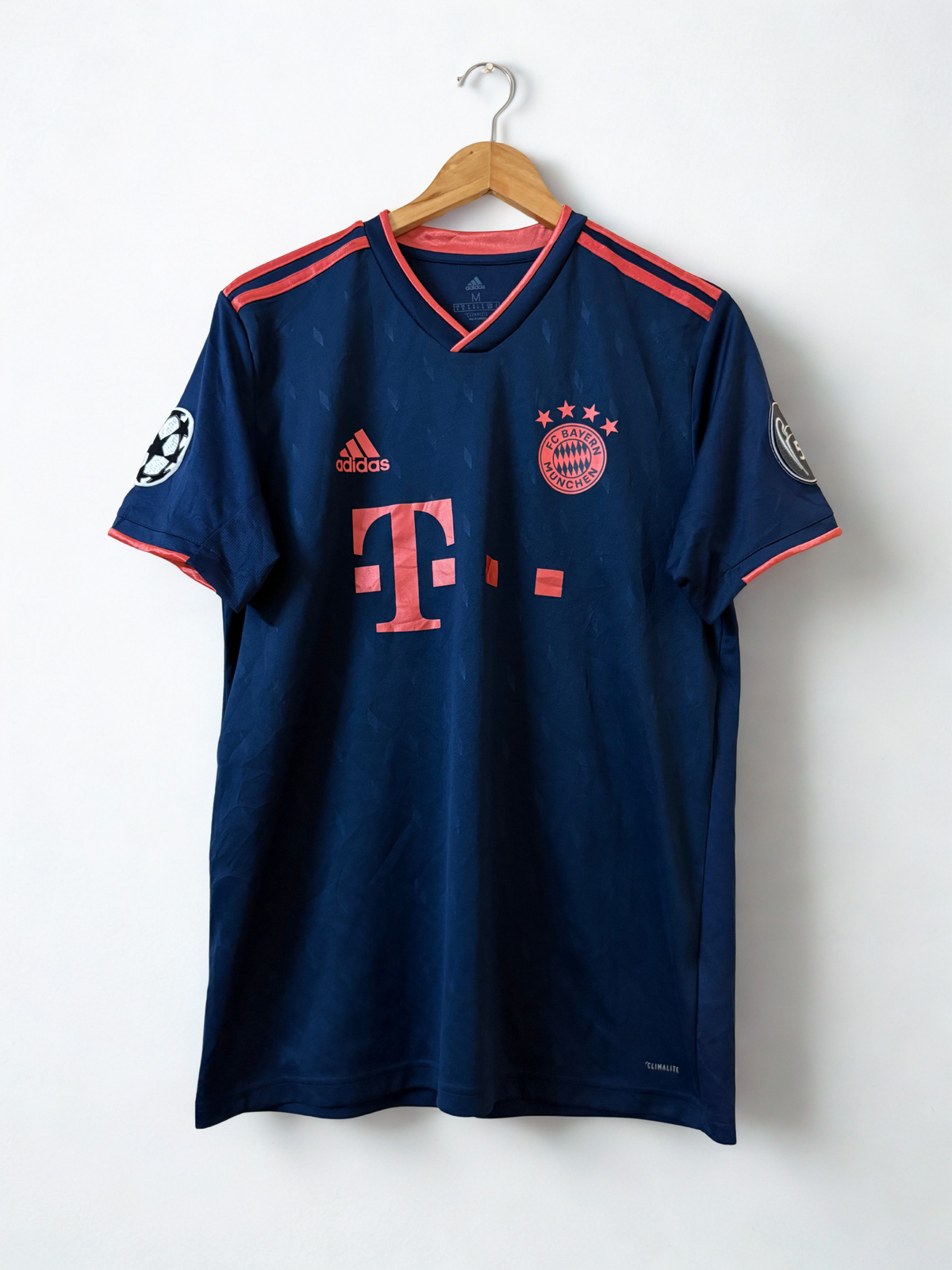 Bayern Munich 2022-23 3rd Kit