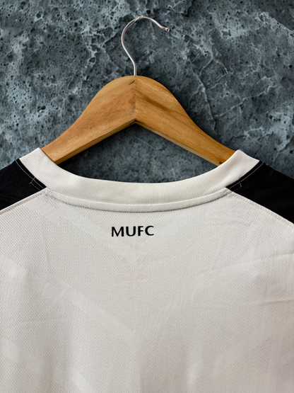 Manchester United 2010-11 Away