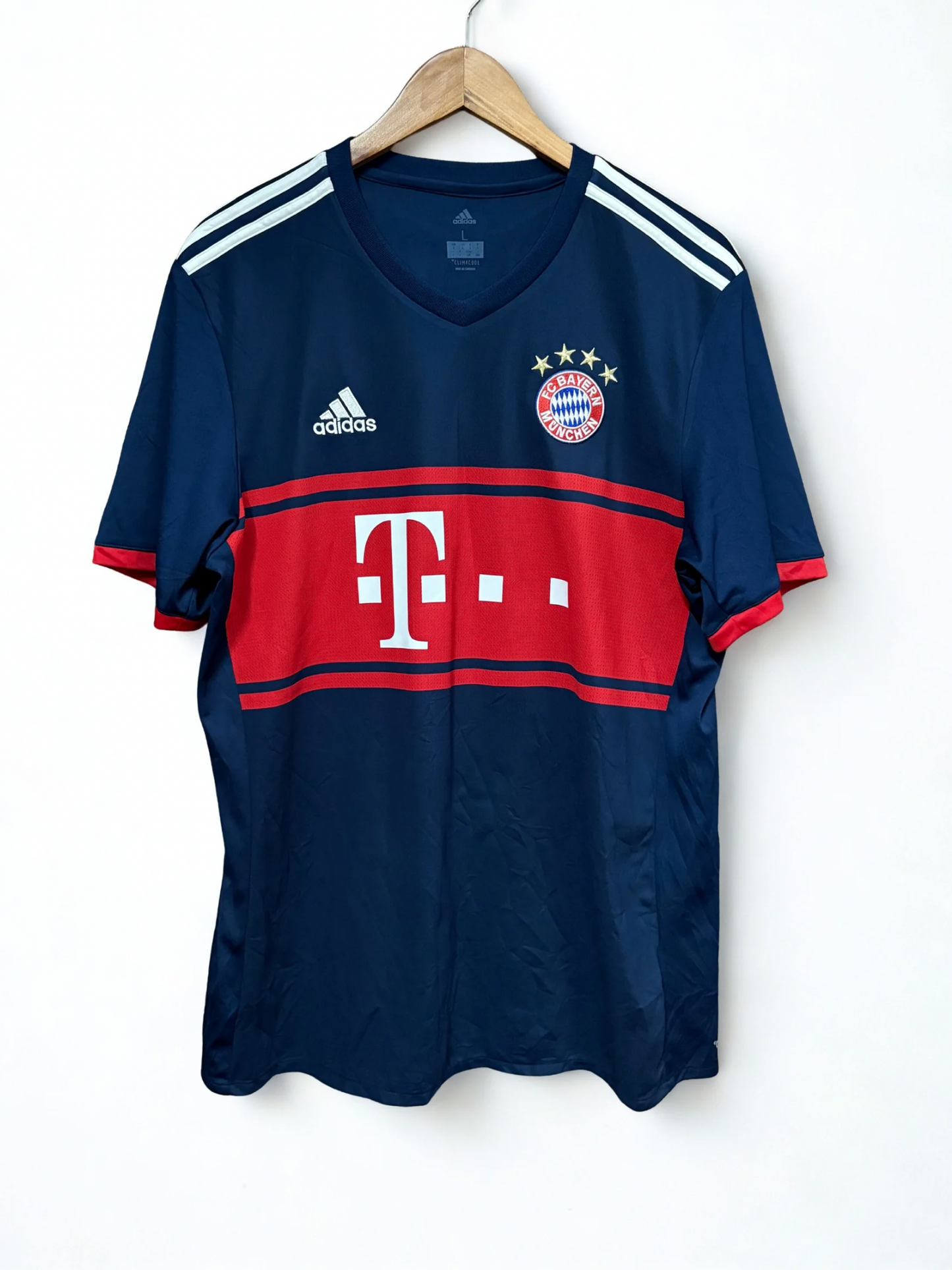 Bayern Munich 2017-18 Away
