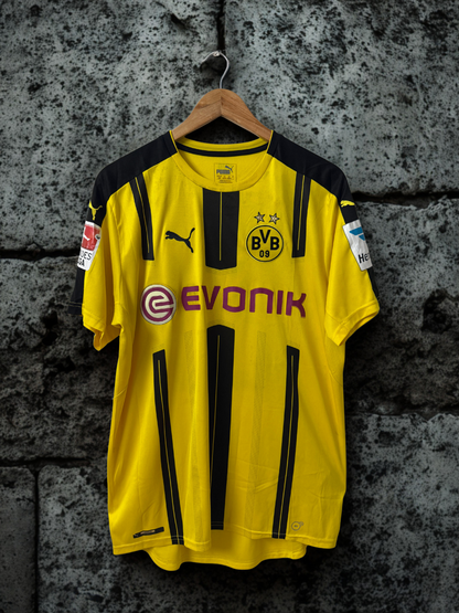 Kagawa x Borussia Dortmund 2016-17 Home