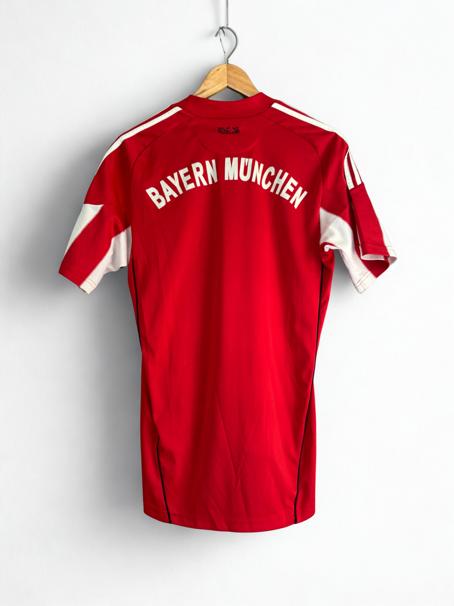 Bayern Munich 2010-11 Home