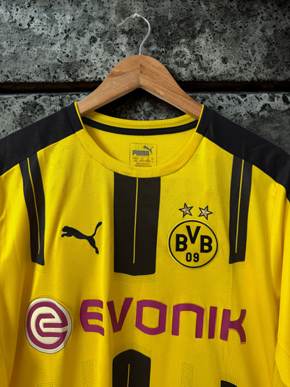 Kagawa x Borussia Dortmund 2016-17 Home