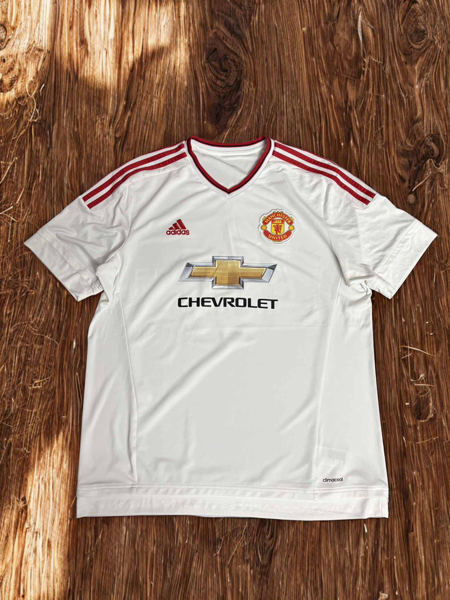 Rooney x Manchester United 2015-16 away