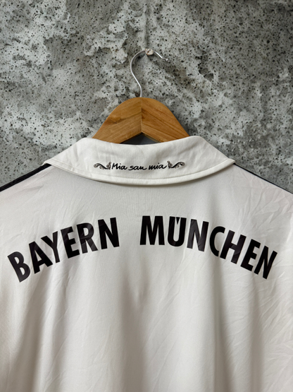 Bayern Munich 2013-14 Away