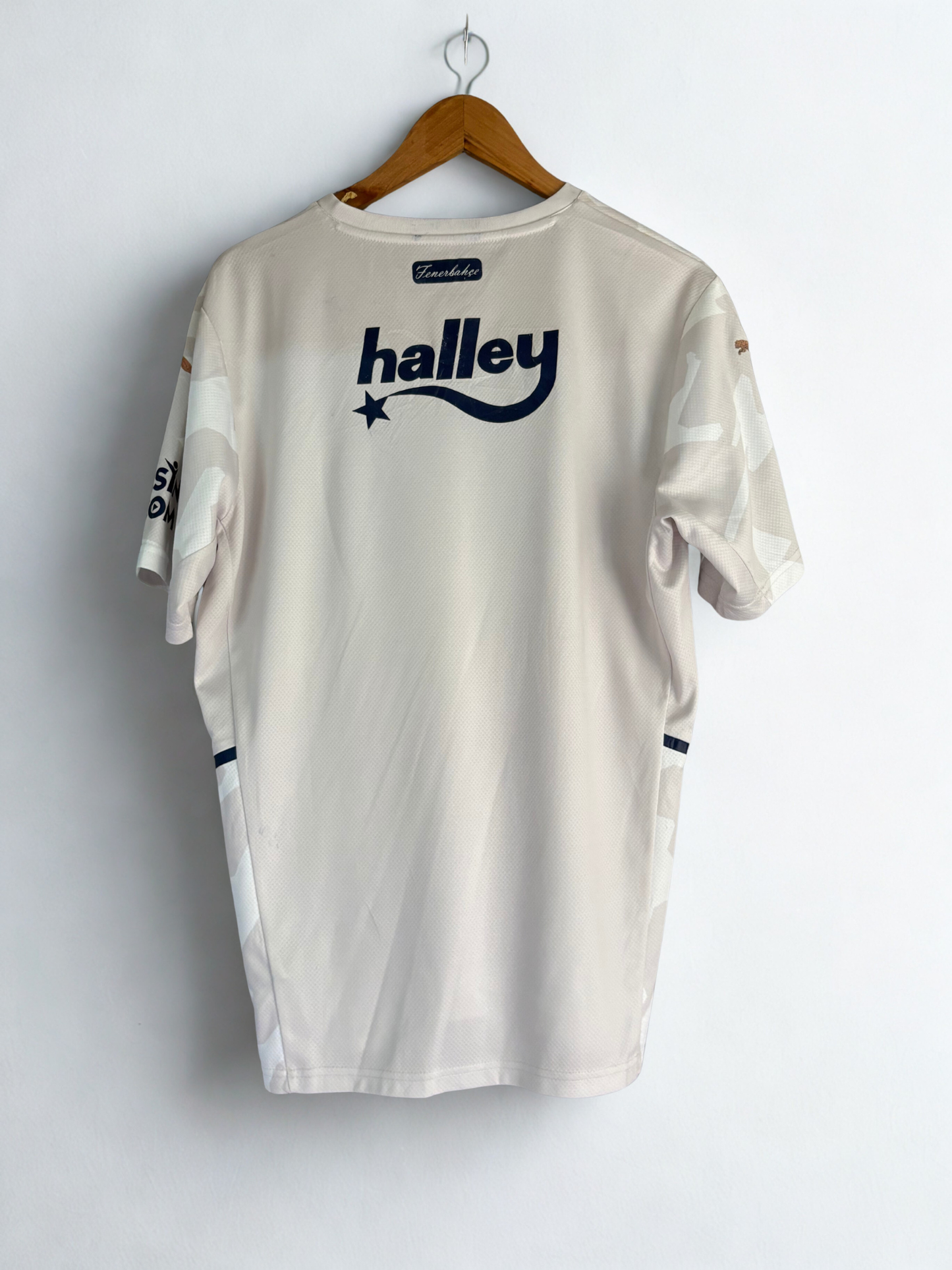 Puma Fenerbahçe 2021-22 away