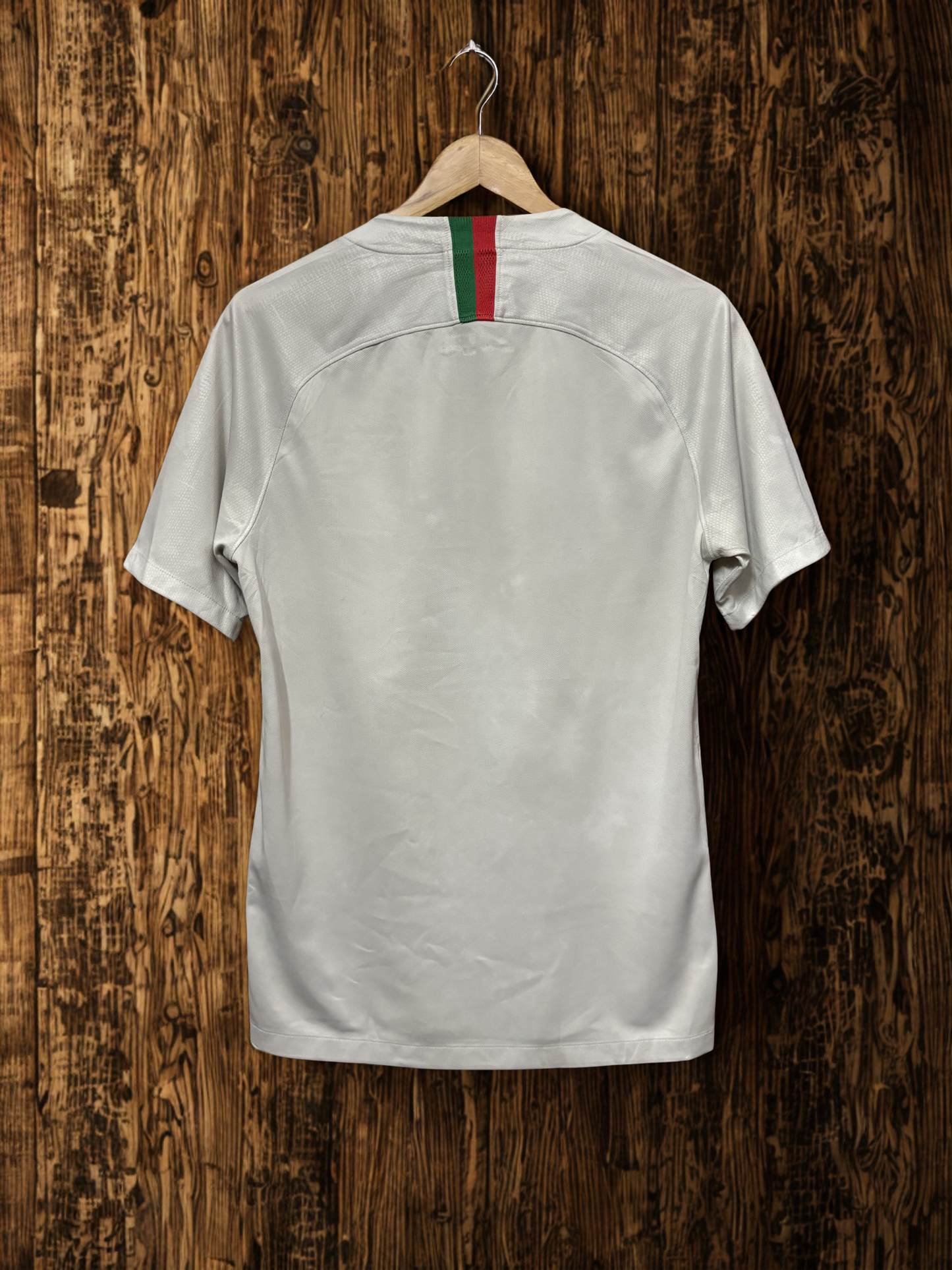 Portugal 2018 Away