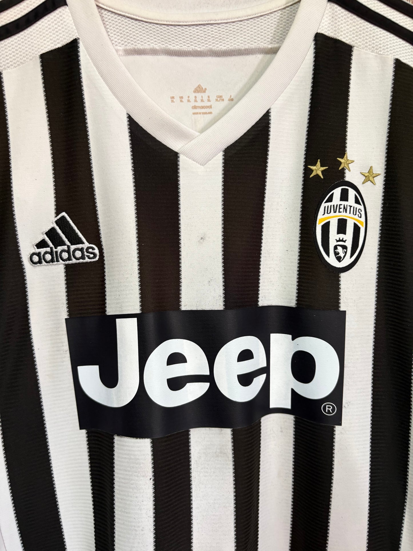 Juventus x Chiellini 2015-16  Home
