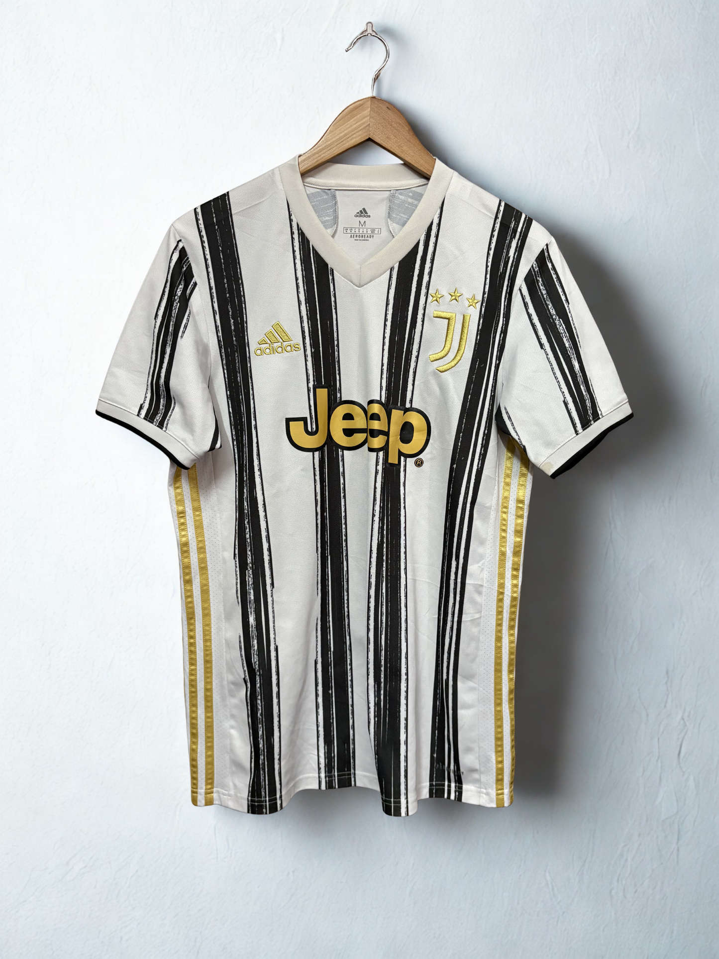 Ronaldo x Juventus 2020-21 Home