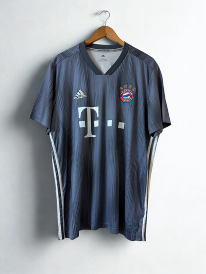 Bayern Munich 2018-19 third