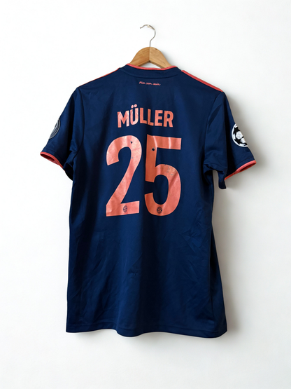 Bayern Munich 2022-23 3rd Kit