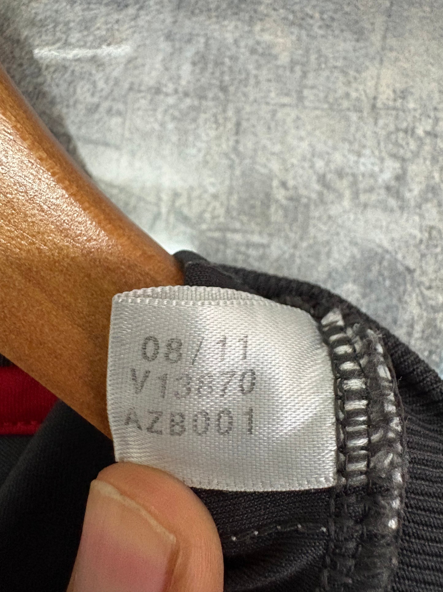 Liverpool 2011-12 Away Black