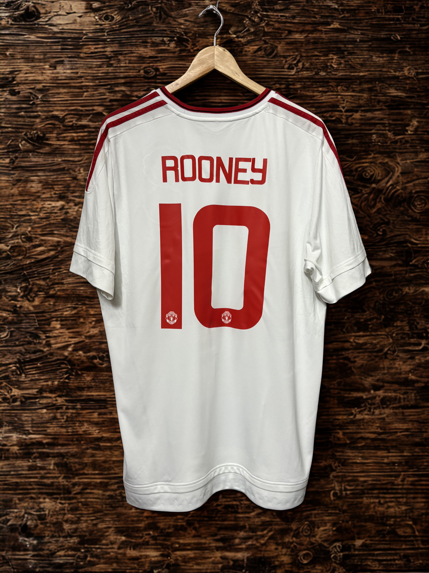 Rooney x Manchester United 2015-16 away