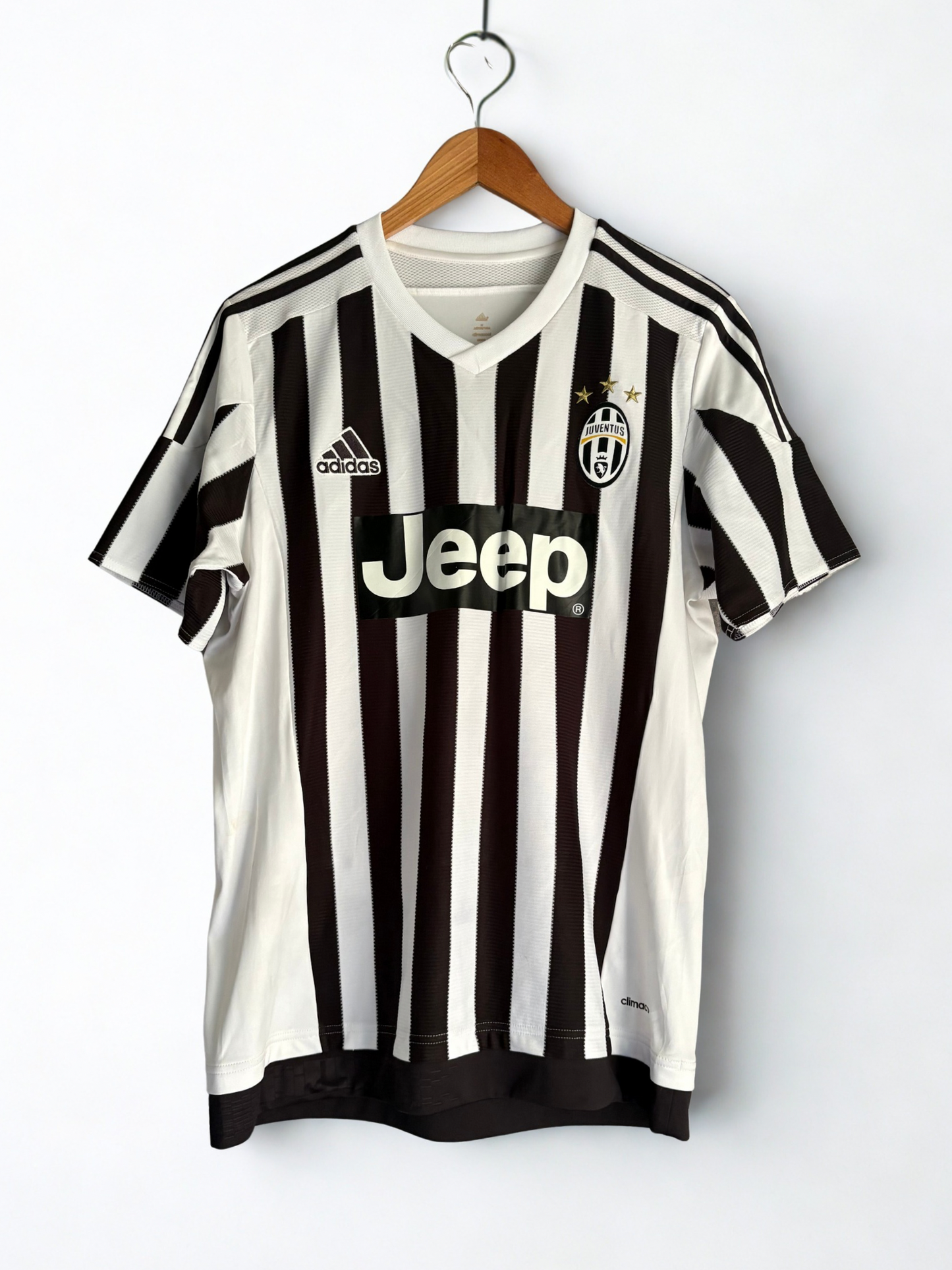 Juventus 2015-16 Home