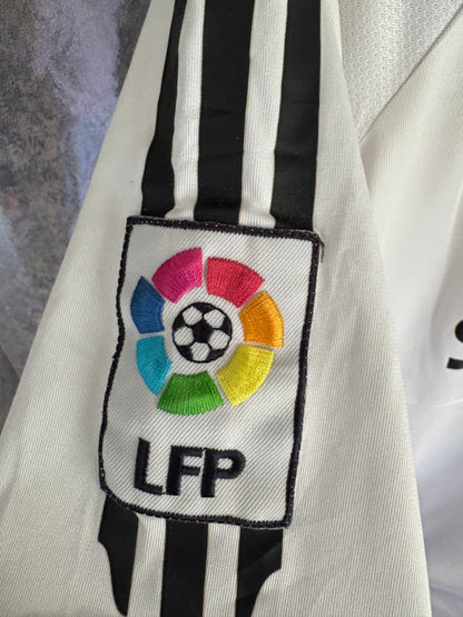 Real Madrid 2005-06 Home Shirt
