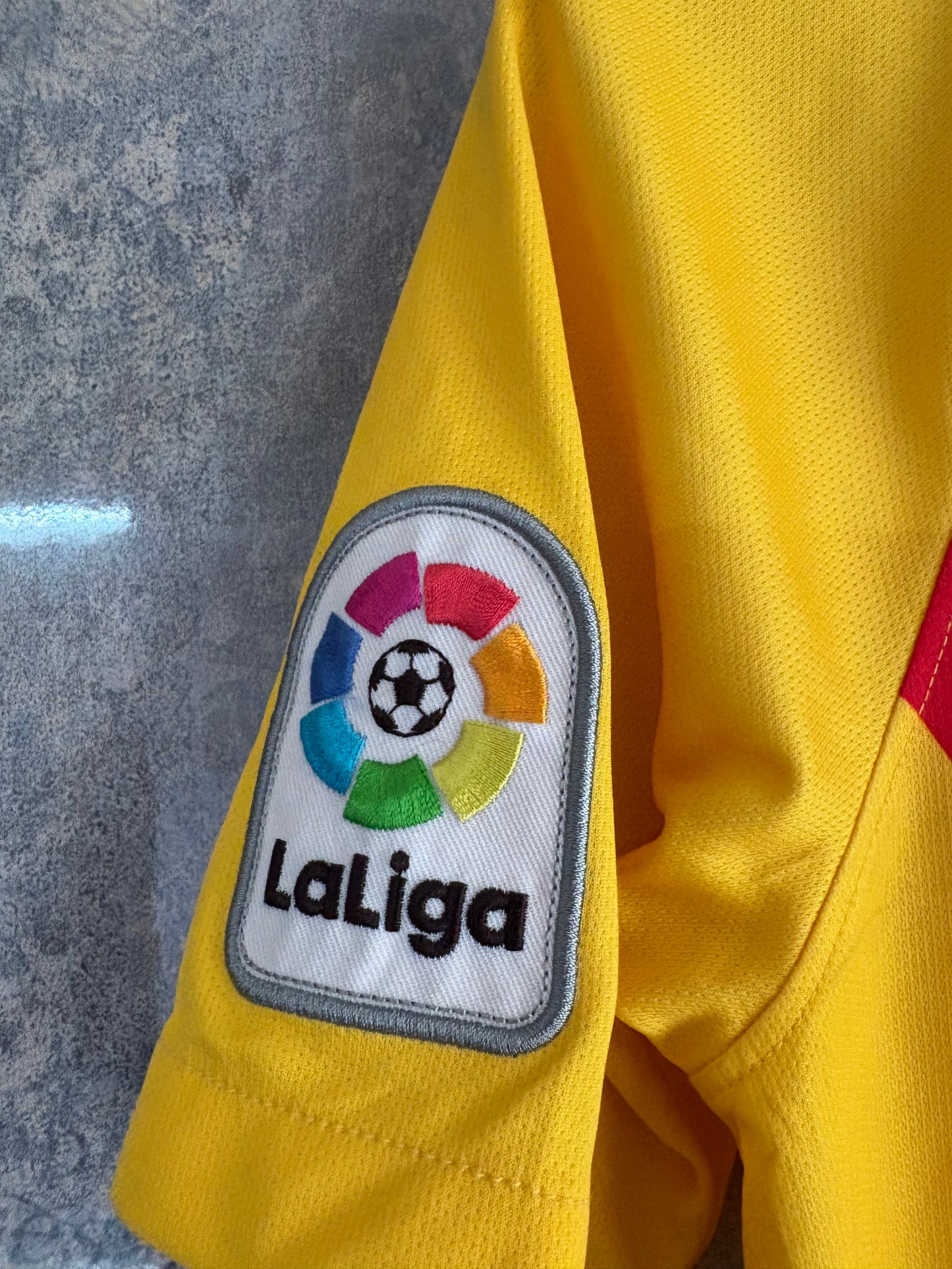 FC Barcelona 2021-22 4th Kit