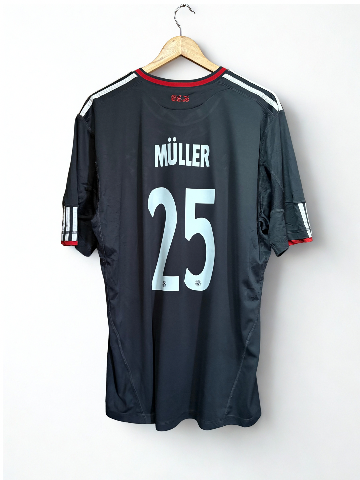 Bayern Munich Muller 2010