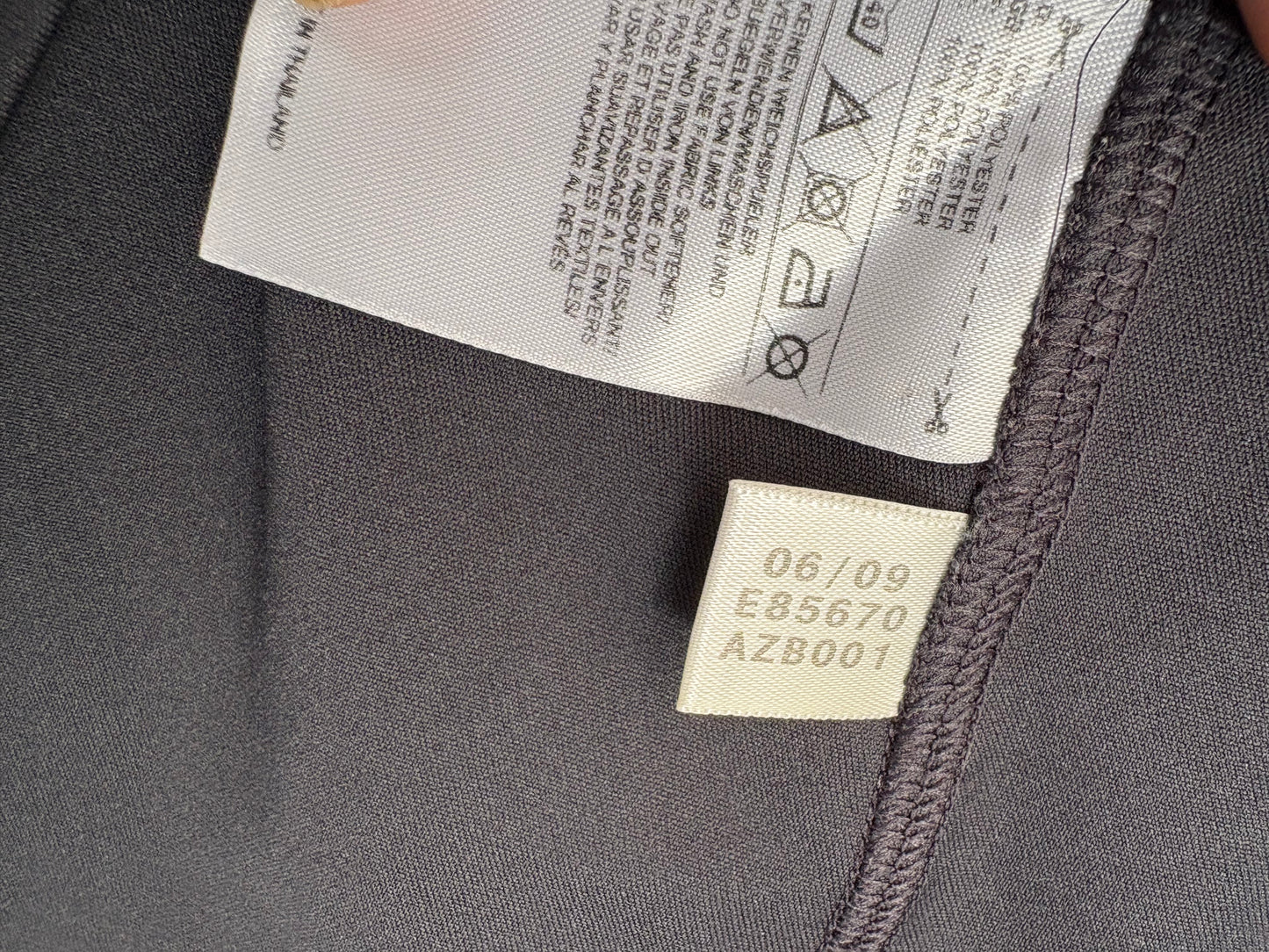 Liverpool 2009-10 Away Shirt