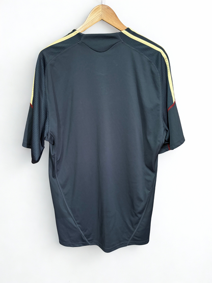Liverpool 2009-10 Away Shirt