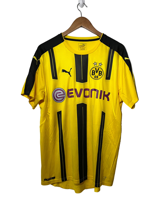 Borussia Dortmund 2016-17 Home