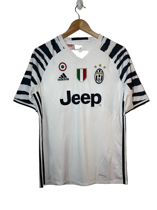 Juventus 2016-17 Third jersey