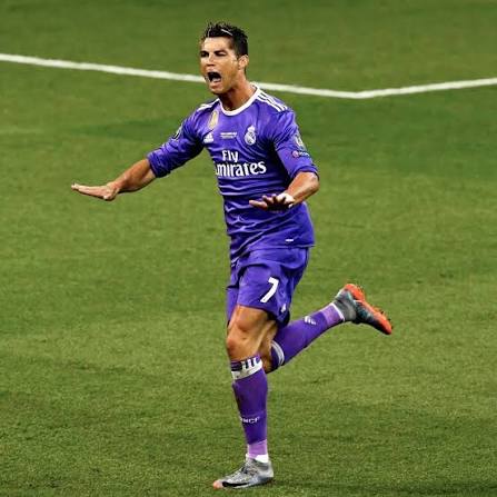 Cr7 x Real Madrid 2016-17 UCL Winner(Super Rare)