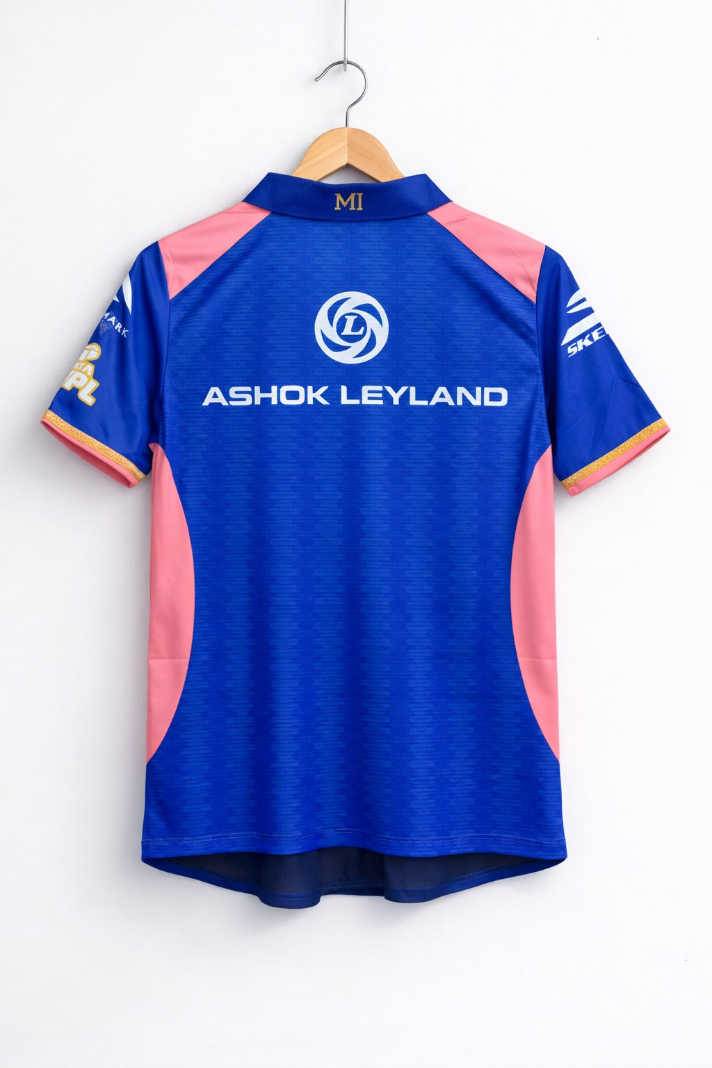 Mumbai Indians WPL Fan 2026 Original Jersey by Skechers (NWT)