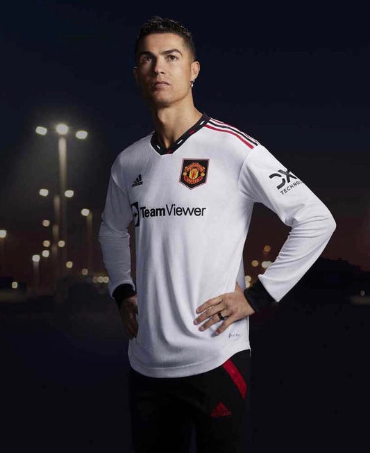 Manchester United 2022-23 Away shirt